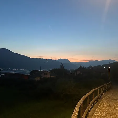 Leon - View For 5 Guests Abbadia Lariana